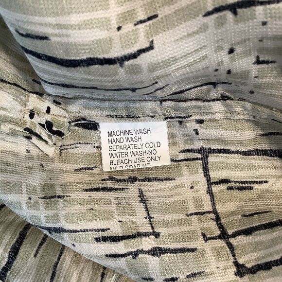 Kahuna Bay By Visitor Mens Medium Shirt Short Sleeve Collar Silk Blend Tan Black - Picture 9 of 10